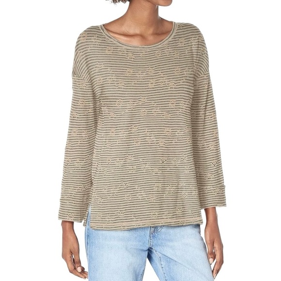 Lucky Brand Tops - Lucky Brand NWT Eyelet Striped Basic T-Shirt, Beige Size M